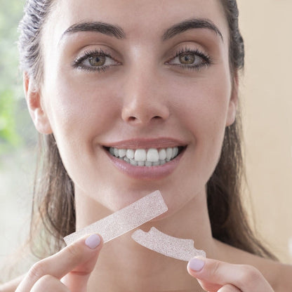 TIRAS BLANQUEADORAS DENTALES DE COCO - PEARLSHINE™